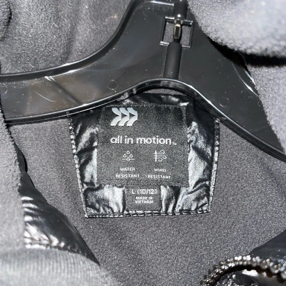 KIDS All in Motion Shiny Black Kids Puffer Jacket Size large GIRLS 11/12